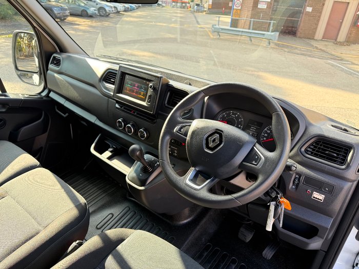 2021 Renault Master Pro 110kW