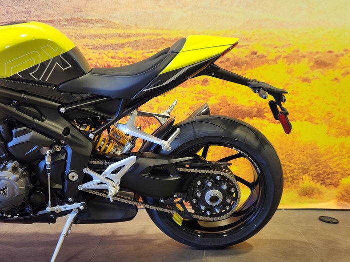 2025 Triumph Speed Triple 1200 RX limited Edition Speed Triple Yellow