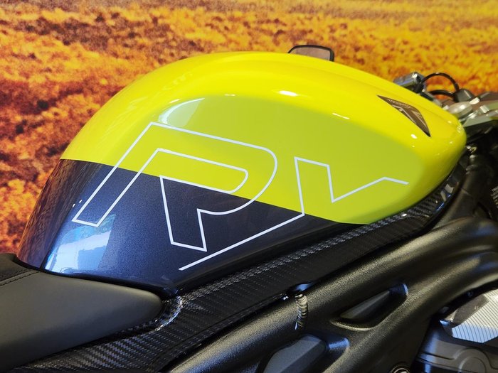 2025 Triumph Speed Triple 1200 RX limited Edition Speed Triple Yellow