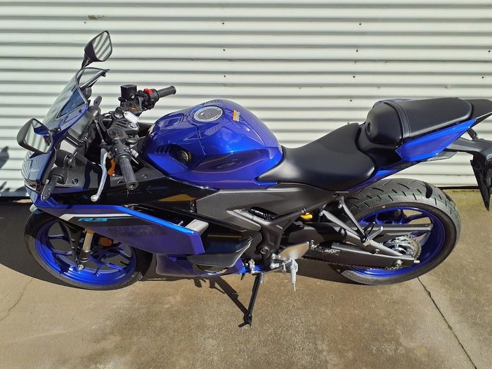 2025 Yamaha YZF-R3 R3 Blue