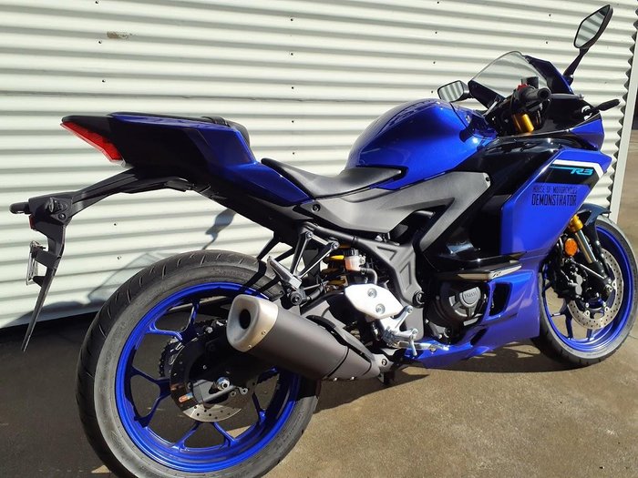 2025 Yamaha YZF-R3 R3 Blue