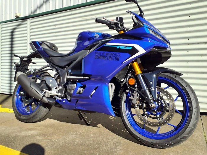 2025 Yamaha YZF-R3 R3 Blue