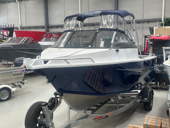 2023 Stessl 530 Bluewater Runabout