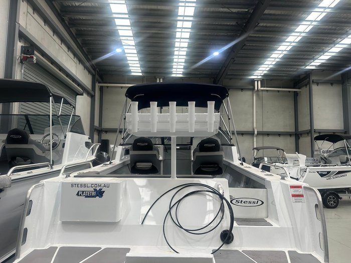 2023 Stessl 530 Bluewater Runabout