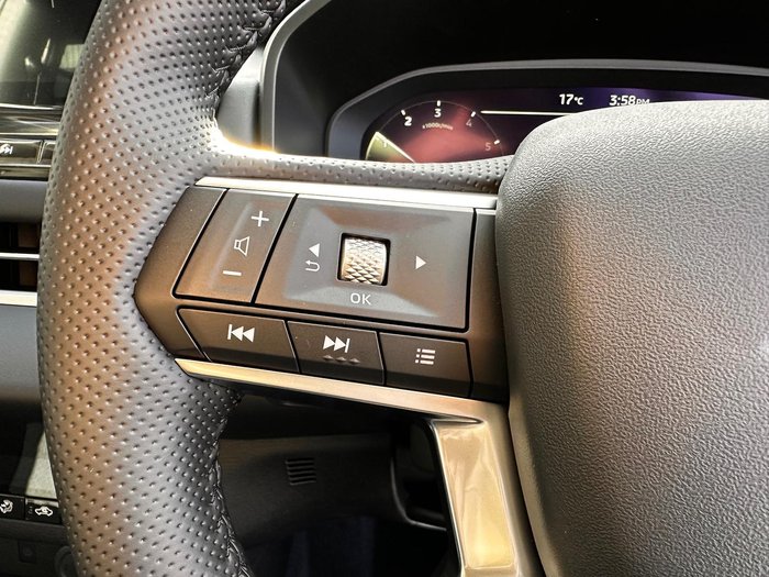 2025 Mitsubishi Outlander LS