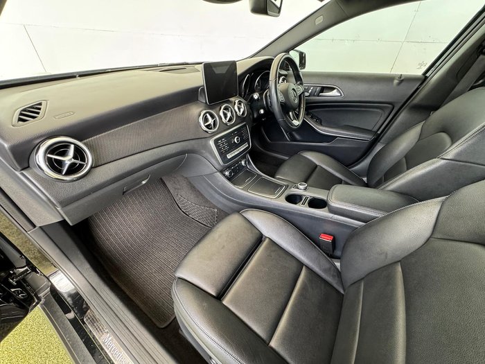 2019 Mercedes-Benz GLA-Class GLA180