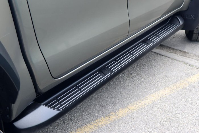 2023 Toyota Hilux Rogue GUN126R 4X4 Dual Range Oxide Bronze