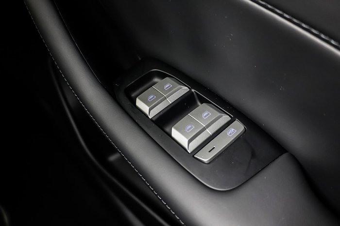 2025 MG MGS5 EV Excite 49