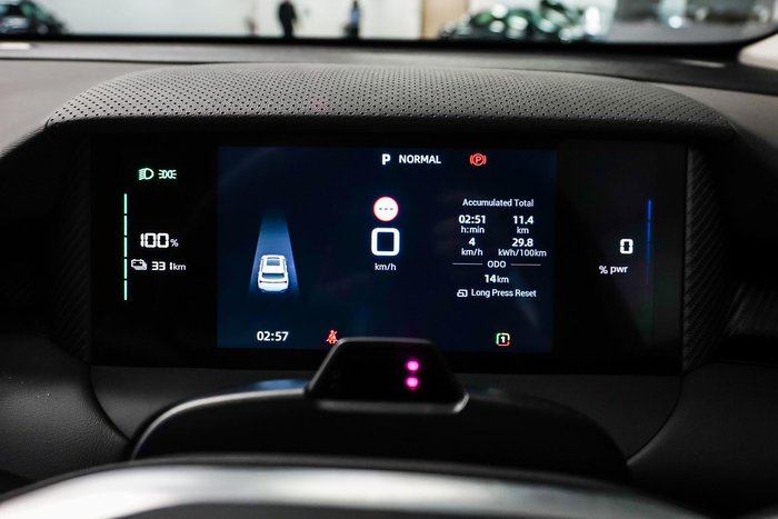 2025 MG MGS5 EV Excite 49