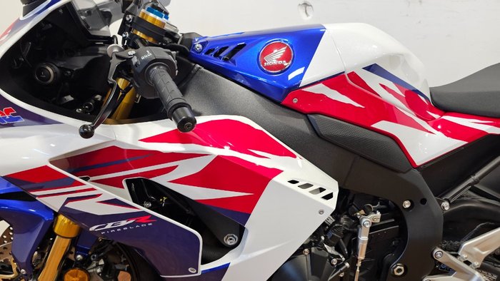 2022 Honda CBR1000RR-R SP (FIREBLADE) ABS WHITE