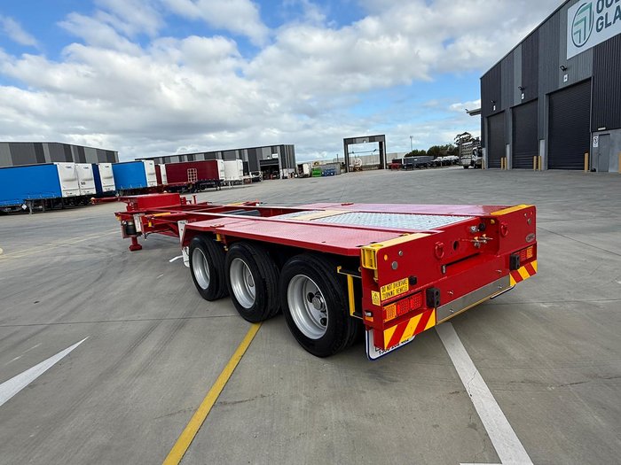 2025 CIMC 40' Drop Deck Skeletal