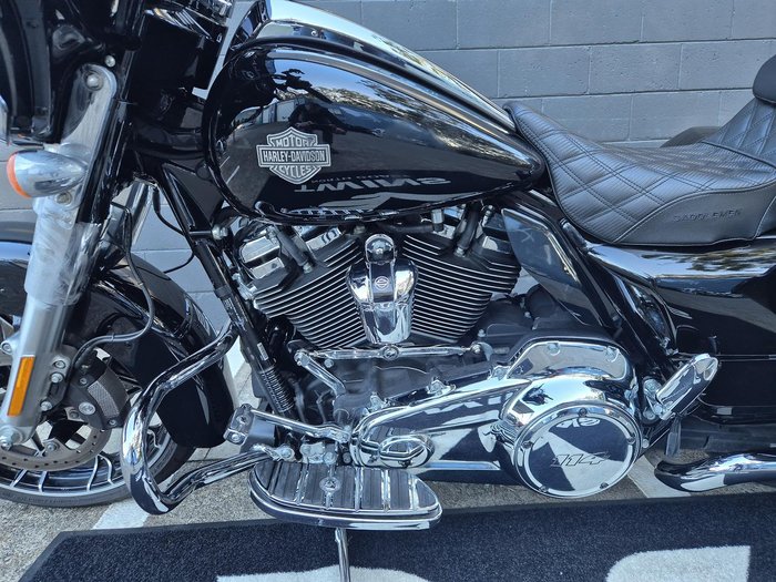 2023 Harley-Davidson Street Glide Special 114 (FLHXS) Touring Black