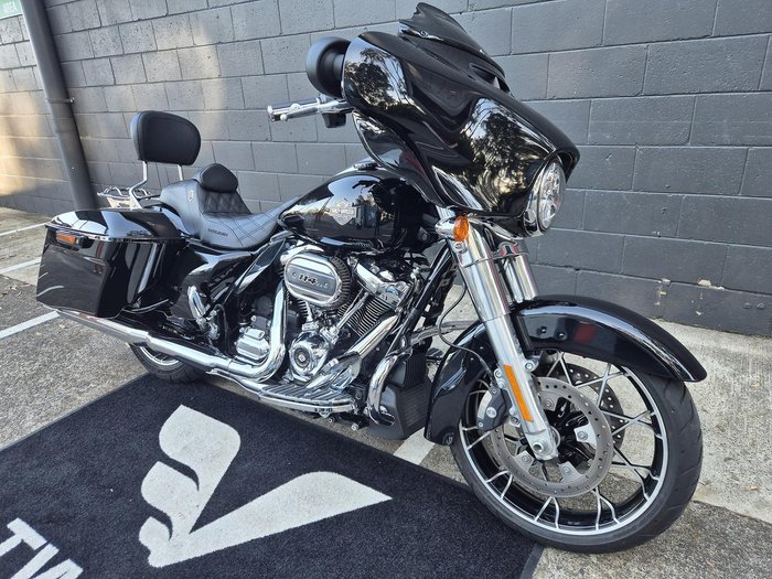 2023 Harley-Davidson Street Glide Special 114 (FLHXS) Touring Black
