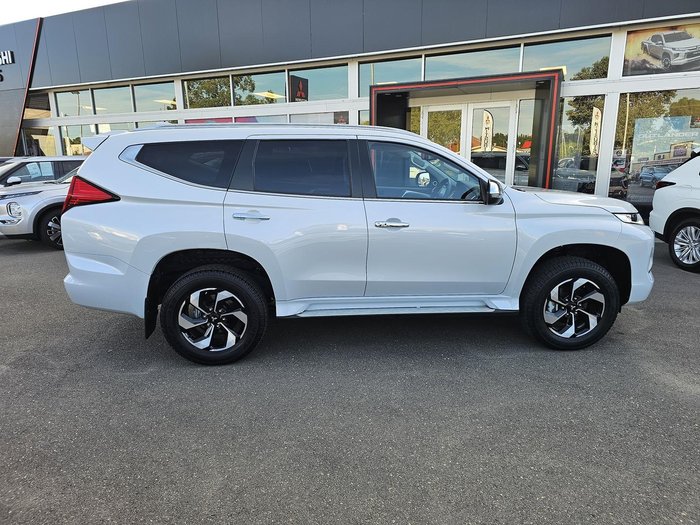 2024 Mitsubishi Pajero Sport Exceed