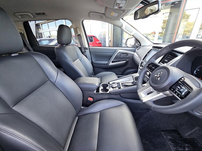 2024 Mitsubishi Pajero Sport Exceed