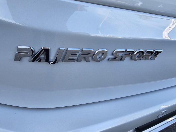 2024 Mitsubishi Pajero Sport Exceed