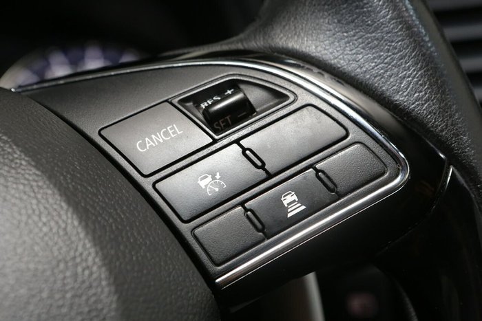 2016 Mitsubishi Outlander LS Safety Pack