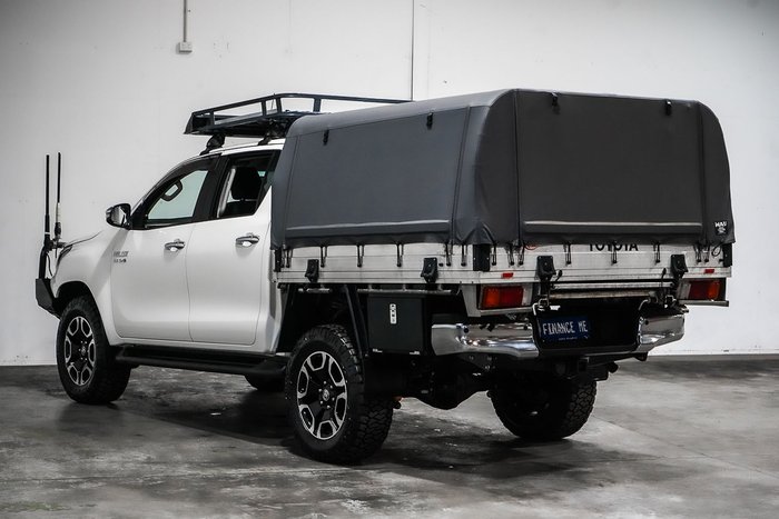 2020 Toyota Hilux SR5