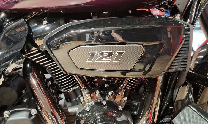 2025 Harley-Davidson CVO Street Glide 121 (FLHXSE) Touring
