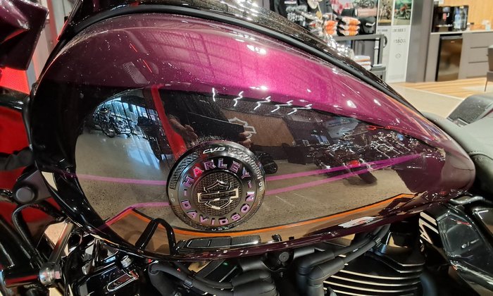 2025 Harley-Davidson CVO Street Glide 121 (FLHXSE) Touring