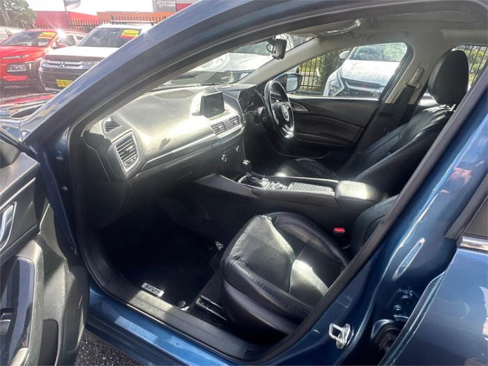 2018 MAZDA MAZDA3 SP25 ASTINA