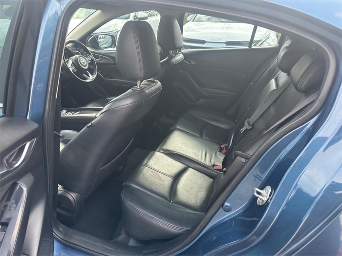 2018 MAZDA MAZDA3 SP25 ASTINA