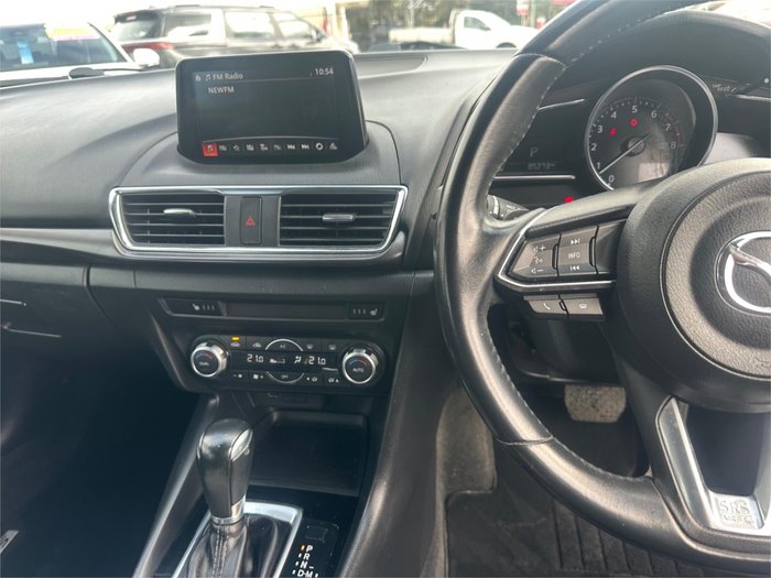 2018 MAZDA MAZDA3 SP25 ASTINA