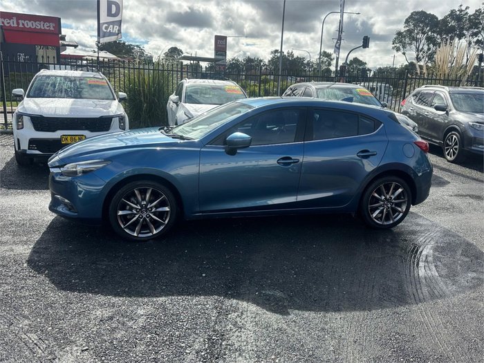 2018 MAZDA MAZDA3 SP25 ASTINA