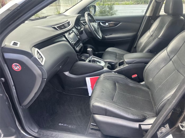 2016 NISSAN QASHQAI Ti