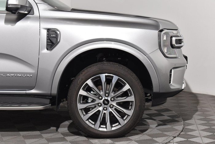 2025 Ford Everest Platinum