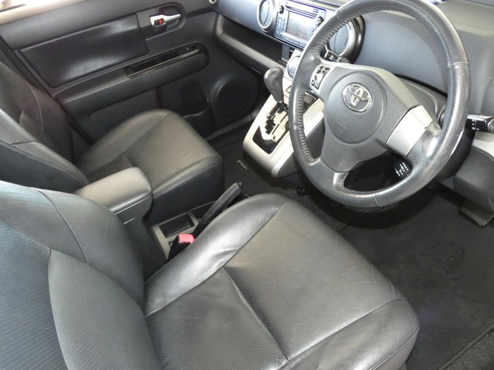 2010 Toyota Rukus