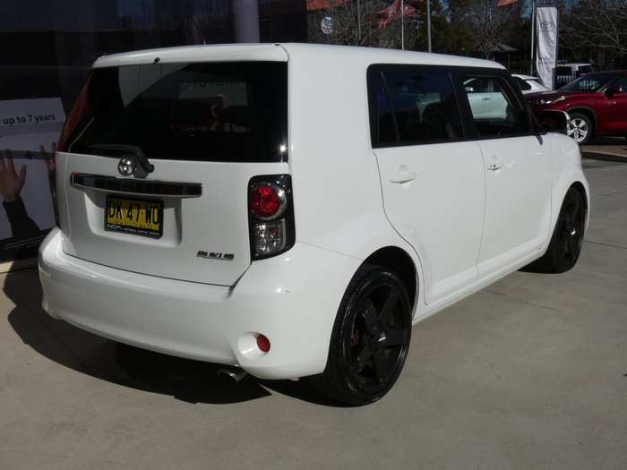 2010 Toyota Rukus