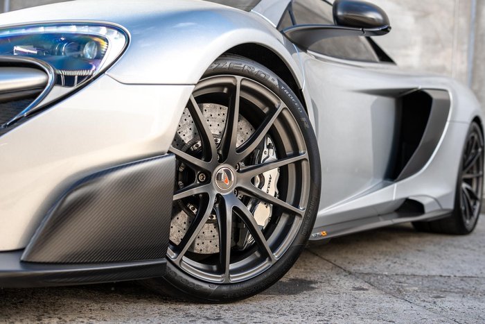 2016 McLaren 675LT