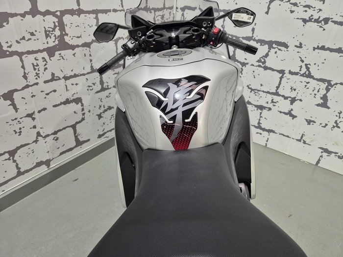2022 Suzuki Hayabusa (GSX1300R) Hayabusa Silver