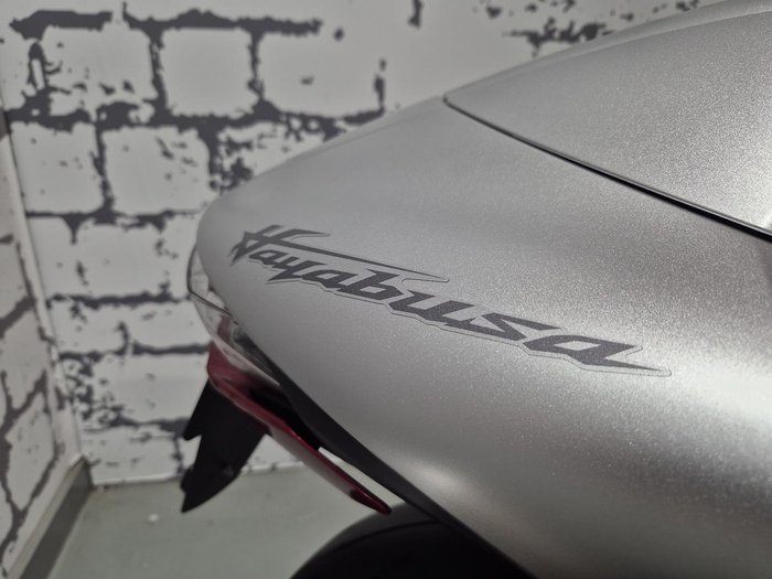 2022 Suzuki Hayabusa (GSX1300R) Hayabusa Silver