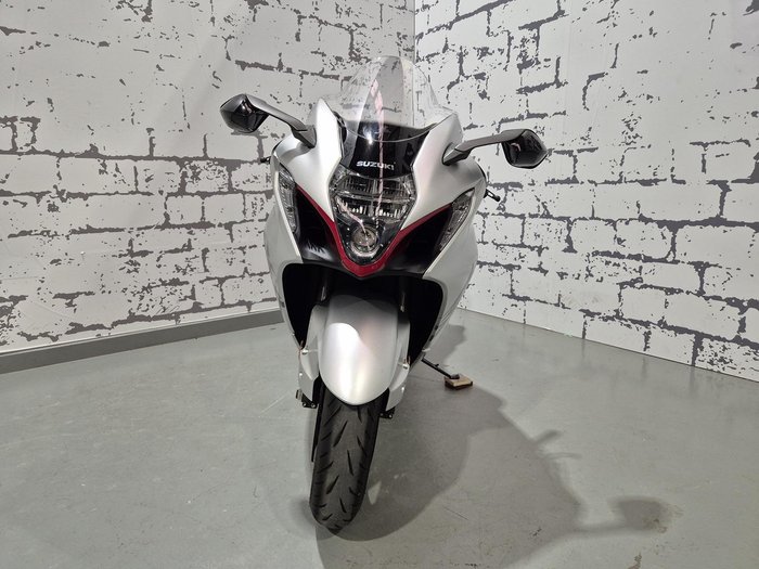 2022 Suzuki Hayabusa (GSX1300R) Hayabusa Silver
