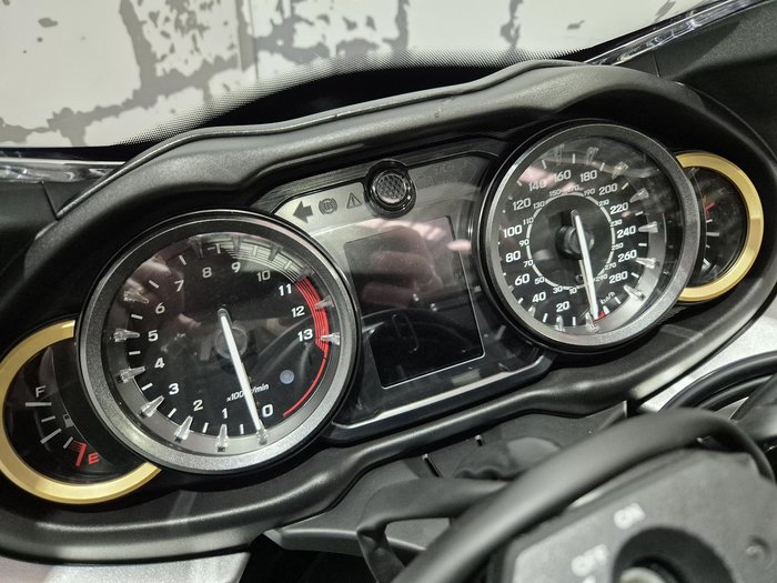 2022 Suzuki Hayabusa (GSX1300R) Hayabusa Silver