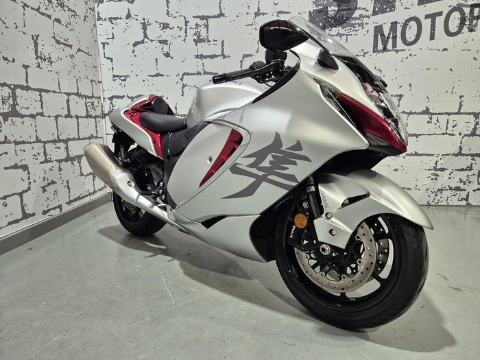 2022 Suzuki Hayabusa (GSX1300R) Hayabusa Silver
