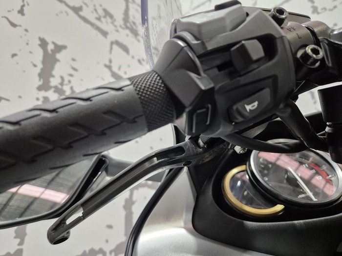 2022 Suzuki Hayabusa (GSX1300R) Hayabusa Silver