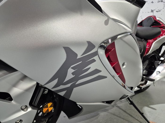 2022 Suzuki Hayabusa (GSX1300R) Hayabusa Silver