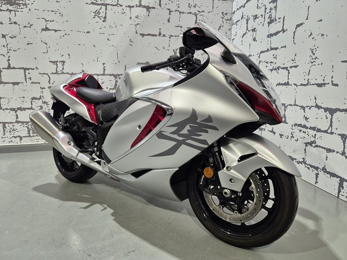 2022 Suzuki Hayabusa (GSX1300R) Hayabusa Silver