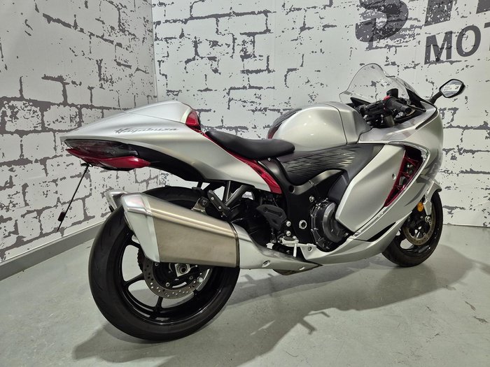 2022 Suzuki Hayabusa (GSX1300R) Hayabusa Silver