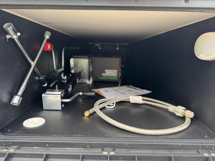 2025 Traveller Track 15'