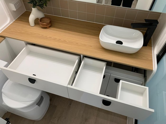 2025 Traveller Track 15'