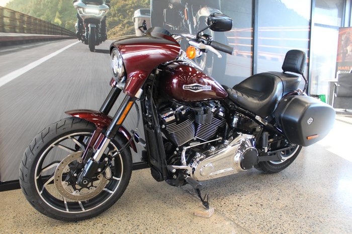 2018 Harley-davidson FLSB SPORT GLIDE MAROON