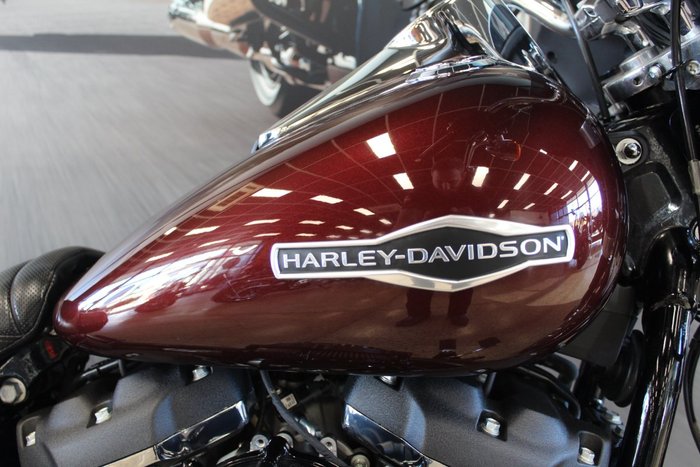 2018 Harley-davidson FLSB SPORT GLIDE MAROON