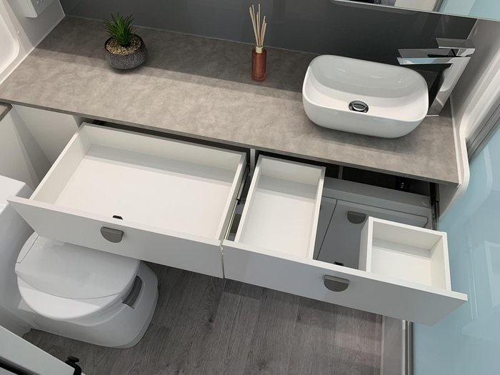 2025 Traveller Track 17'