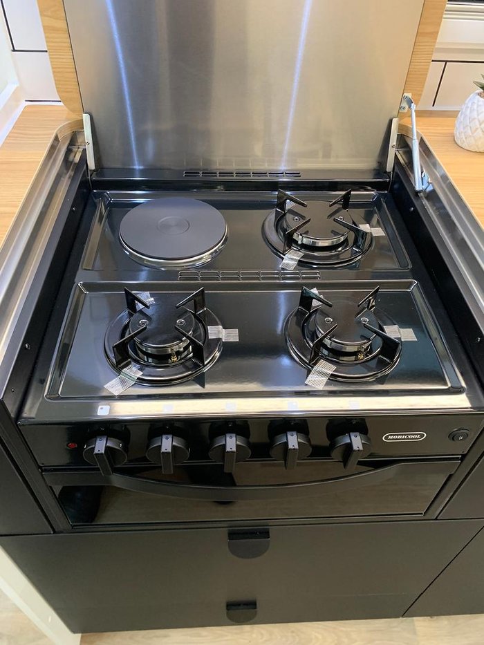 2025 Traveller Track 20'