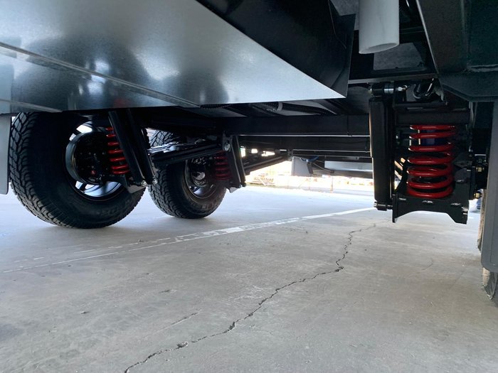 2025 Traveller Track 20'