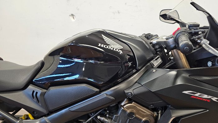 2021 Honda CBR650R Black
